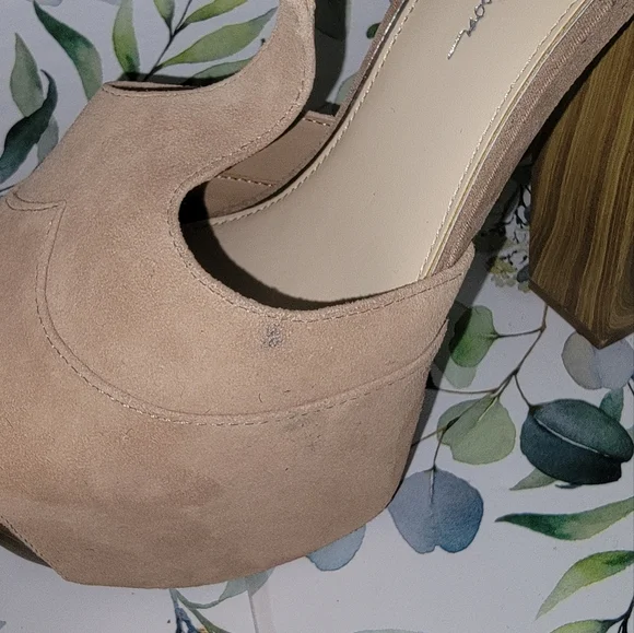 Jessica Simpson Dany Heeled Platform Sandals - Picture 2 of 14